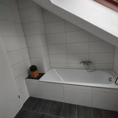 Monteurzimmer In Vellmar Mit Kueche Und Bad Exterior photo